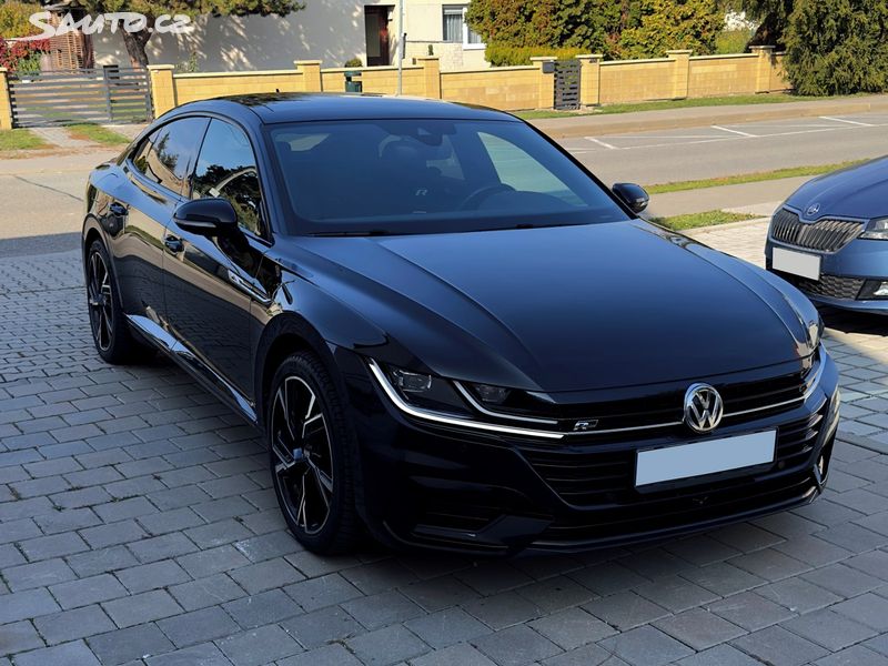 Volkswagen Arteon, 2.0 TSi / R-Line / PANO / 360